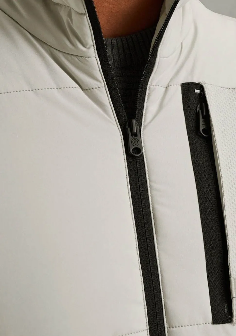 CAST IRON BODYWARMER