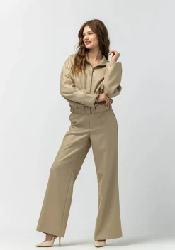 LABEL DOT BOMBERJACK