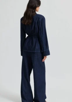 SECOND FEMALE BLAZER