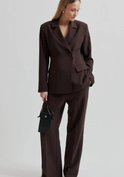 SECOND FEMALE BLAZER