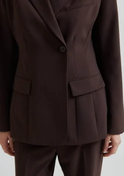 SECOND FEMALE BLAZER