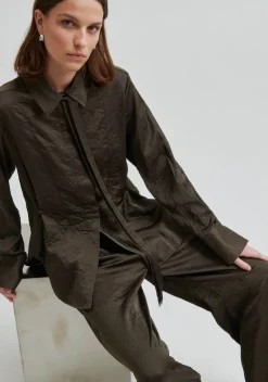 SECOND FEMALE BLOUSE