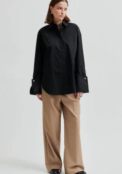 SECOND FEMALE BLOUSE