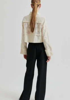 SECOND FEMALE BLOUSE
