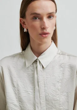 SECOND FEMALE BLOUSE