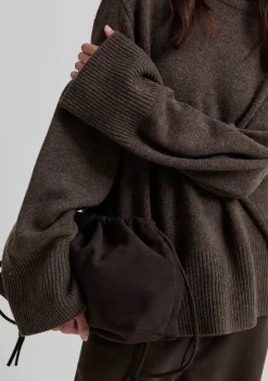 SECOND FEMALE COLTRUI