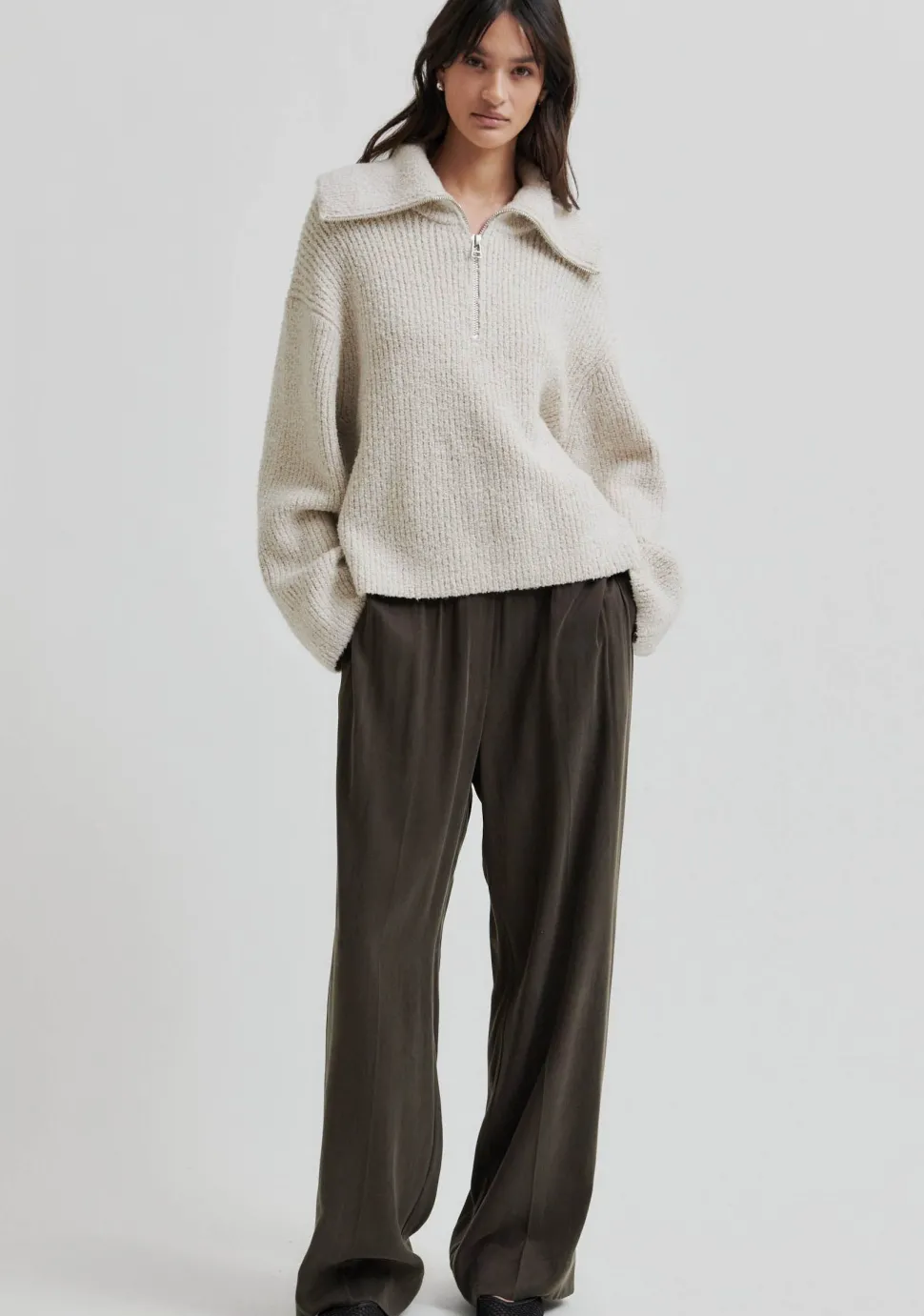 SECOND FEMALE COLTRUI