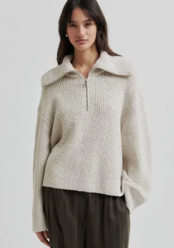 SECOND FEMALE COLTRUI