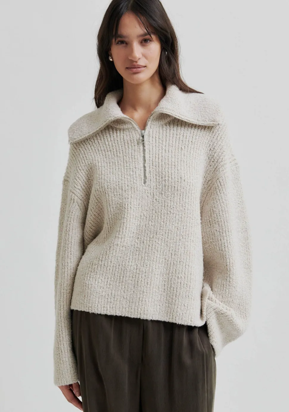 SECOND FEMALE COLTRUI