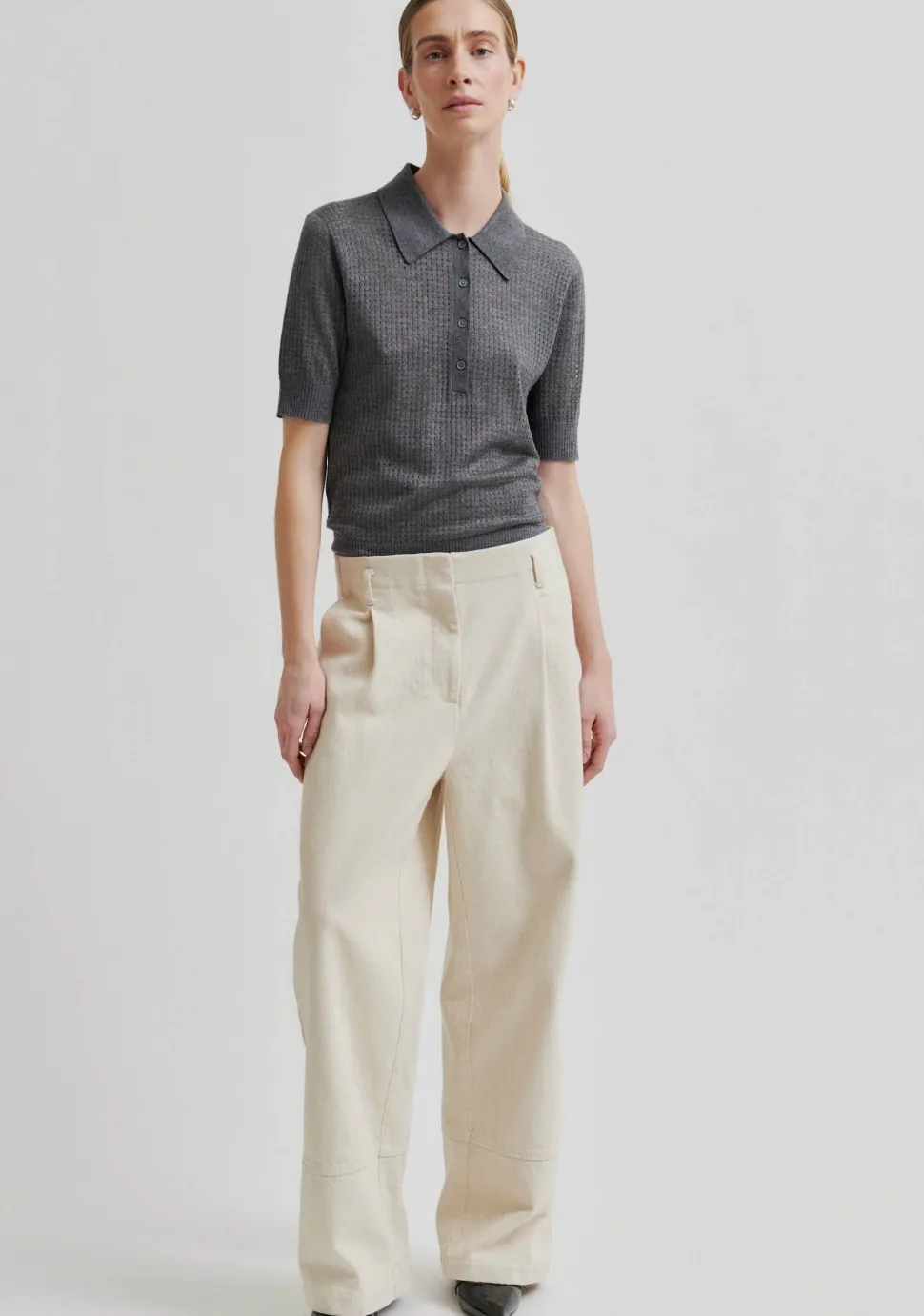 SECOND FEMALE TRUI KORTE MOUW