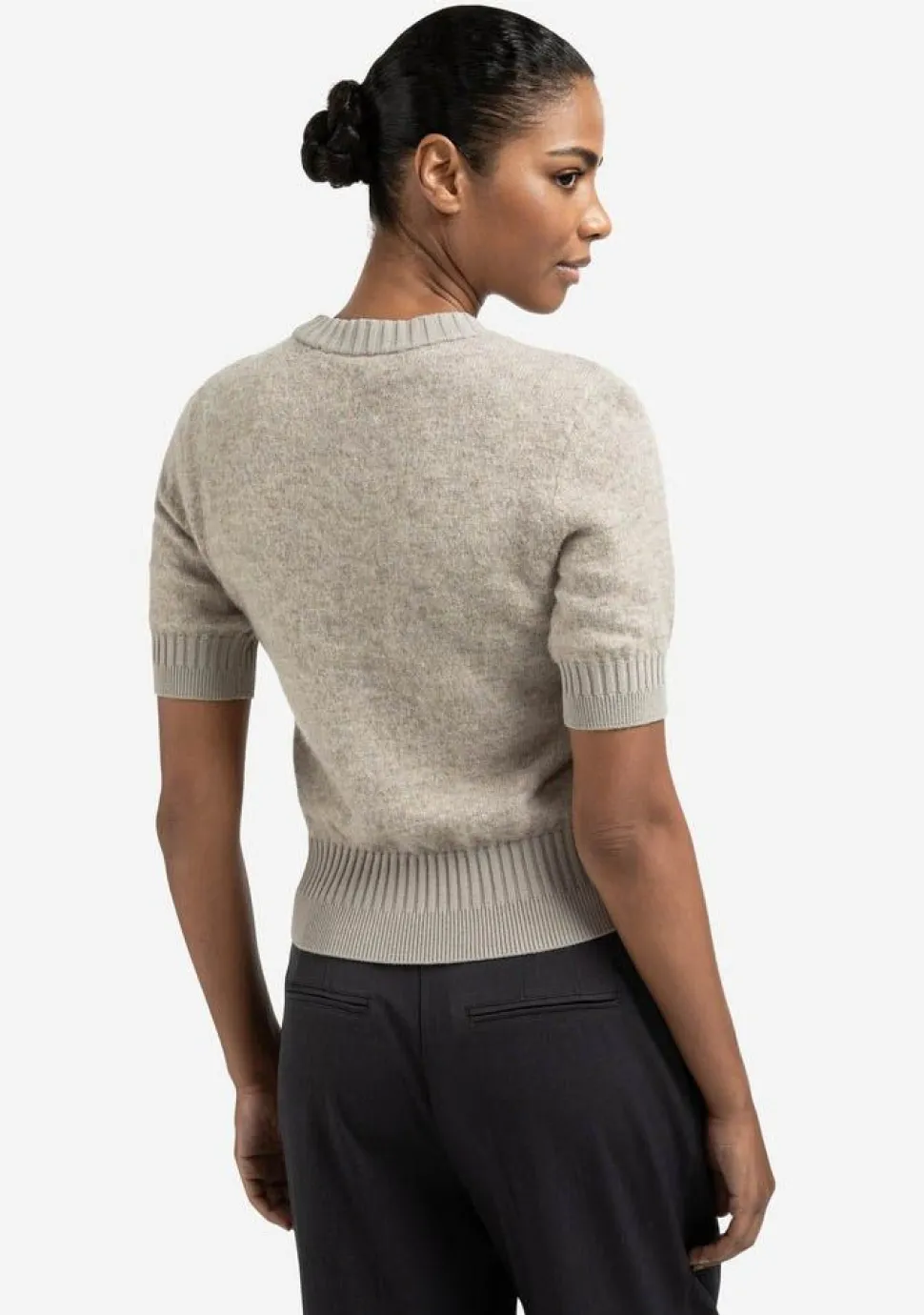 YAYA TRUI KORTE MOUW