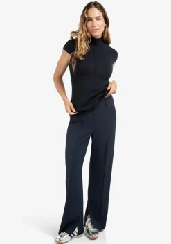 YAYA TRUI KORTE MOUW