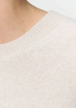 ZENGGI TRUI KORTE MOUW